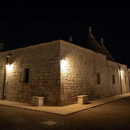 Trullamie Terra Rossa Vakantiehuis Ostuni