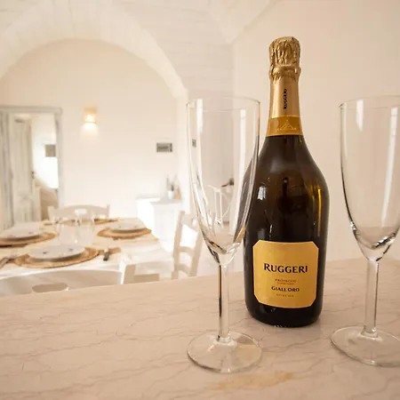 Vakantiehuis Trullamie Terra Rossa Ostuni