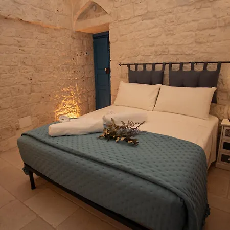Trullamie Terra Rossa Vakantiehuis Ostuni