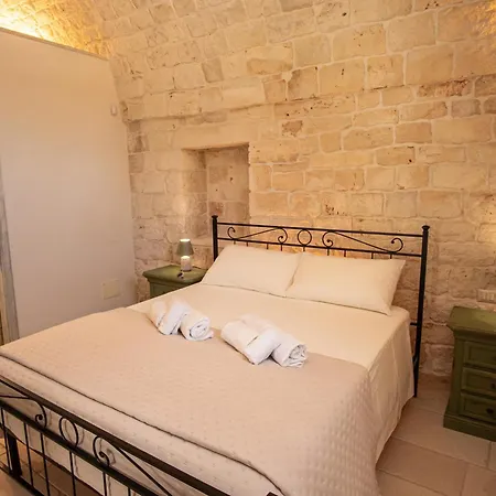 Vakantiehuis Trullamie Terra Rossa Ostuni