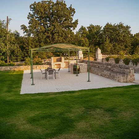 Trullamie Terra Rossa Holiday home *