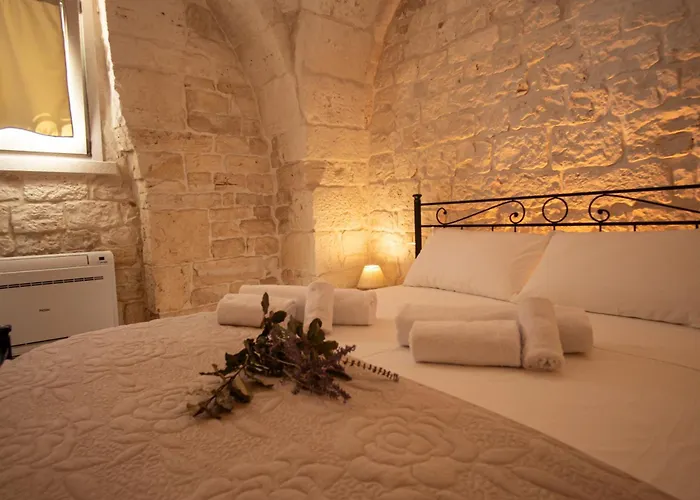 Ferienhaus Trullamie Terra Rossa Ostuni