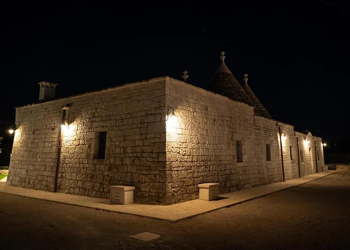 Trullamie Terra Rossa Ferienhaus Ostuni