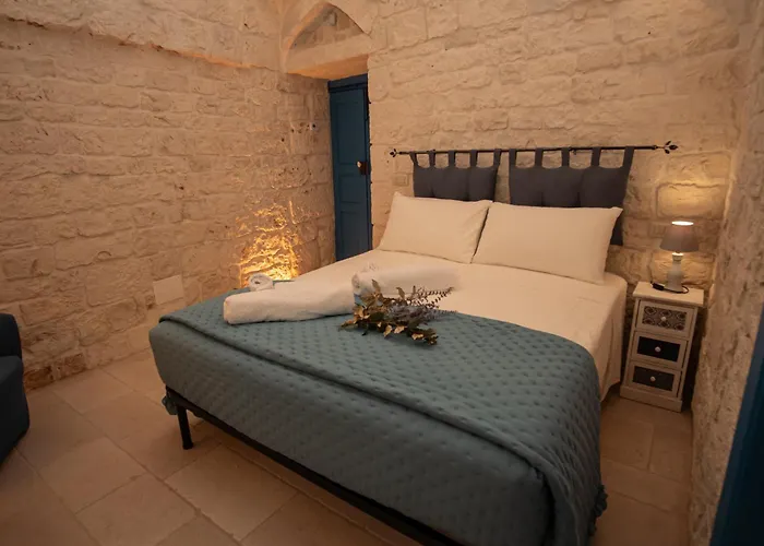 Trullamie Terra Rossa Ferienhaus Ostuni